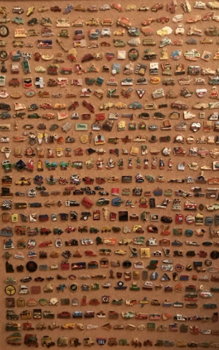 Ma collection de pins dans le thème du sport a 3 panneaux